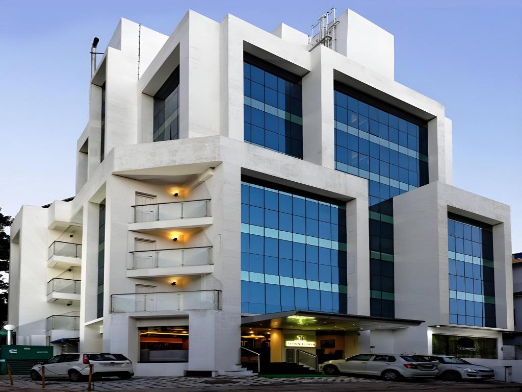 d60ceba73ac19ab11ea4c5e909807a83